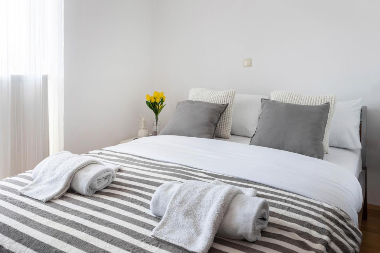 Spacious 2Bdr Apartment With A Cute Balcony Záhřeb Exteriér fotografie